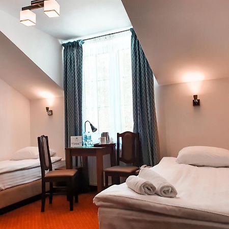 Hotel "Xavier" Lubycza Krolewska Eksteriør bilde